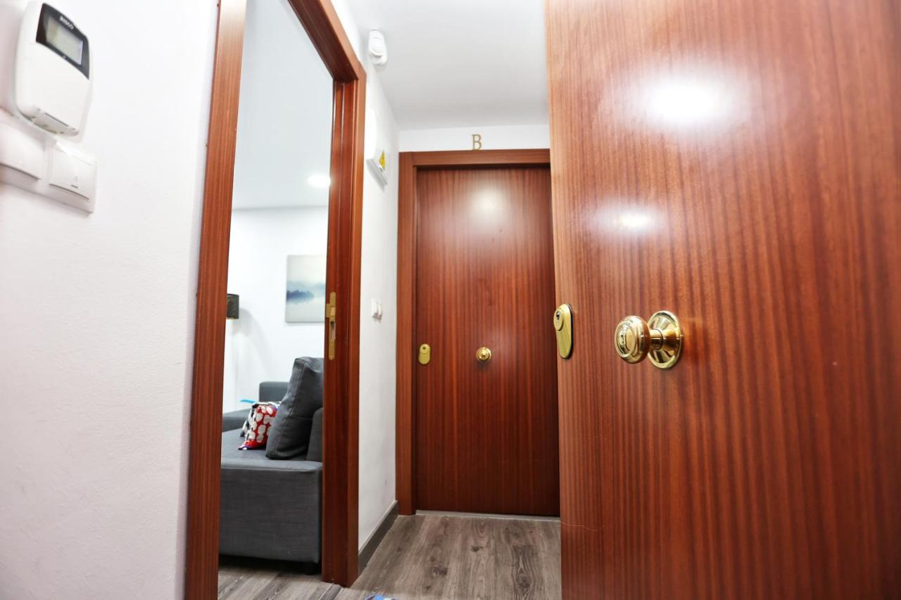 Holidays2Malaga Goya - Zona Huelin & 500 Mts De La Playa Appartement Buitenkant foto